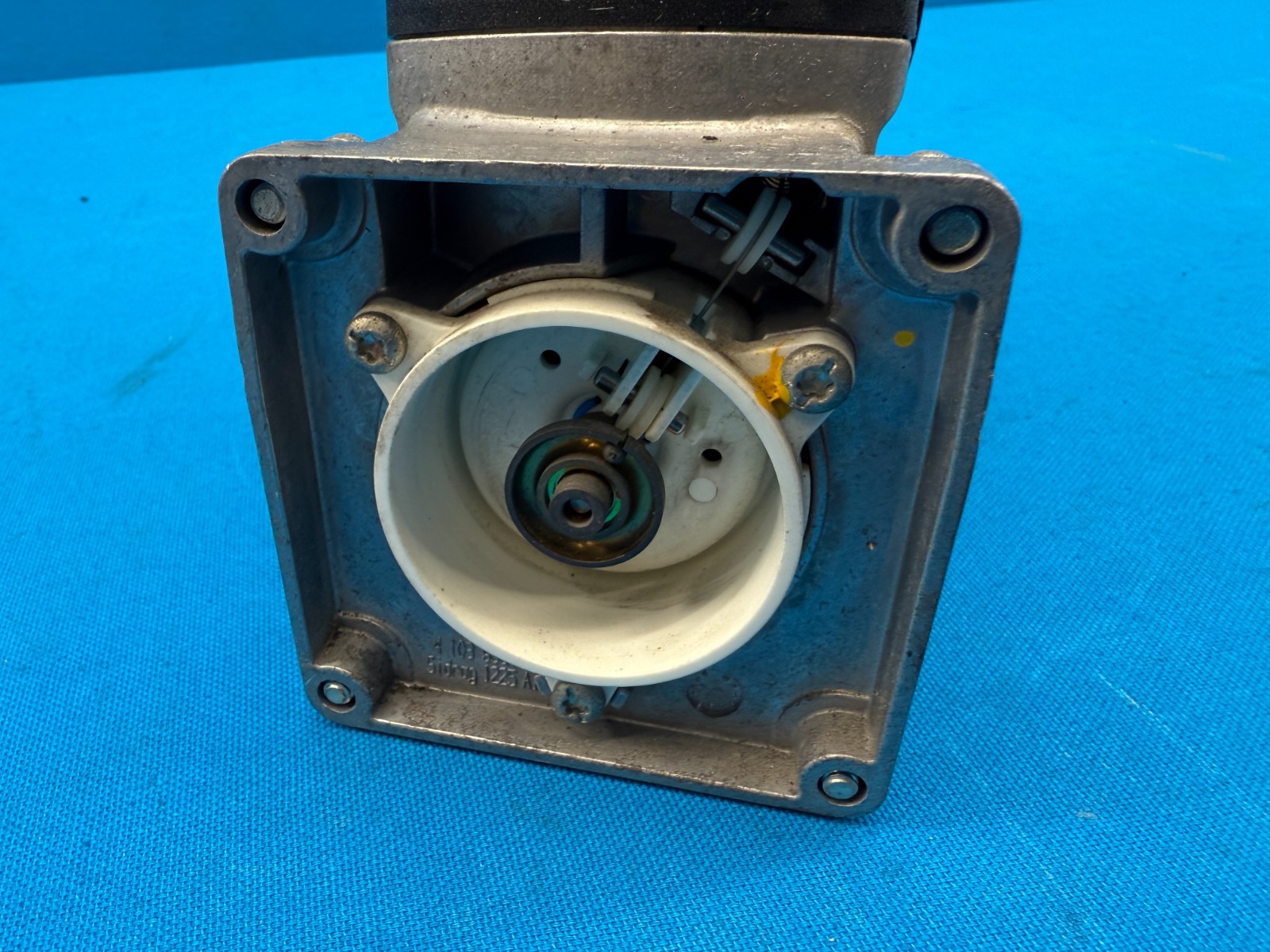 Genuine Siemens SKP15.012U1 110-120V 50/60Hz 13.5VA Gas Valve Actuator