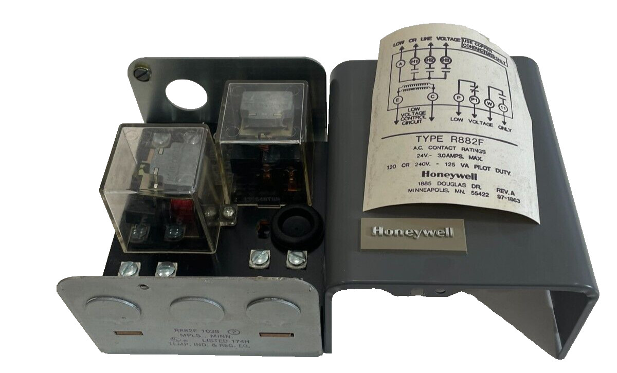 NEW HONEYWELL R882F1038 RELAY 2 WIRE 24VOLT 50/60HZ