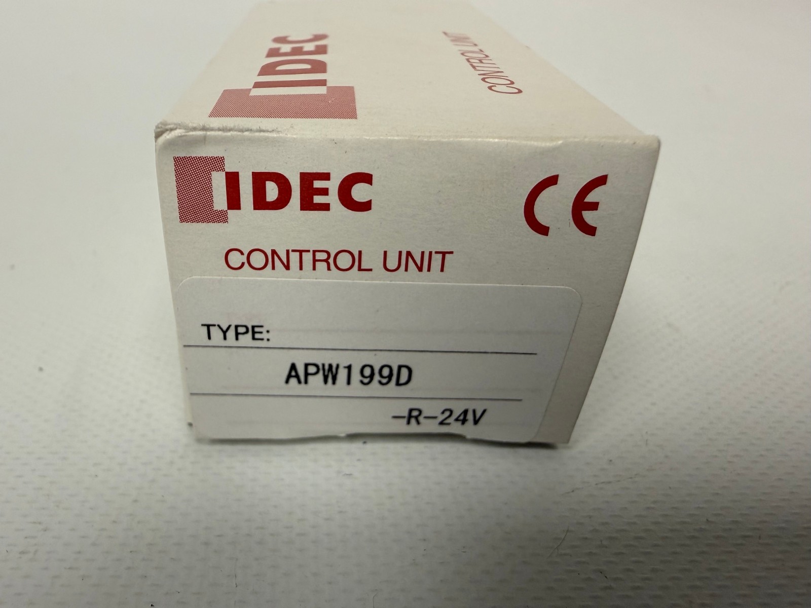 IDEC APW199D-R-24V CONTROL UNIT PILOT LIGHT RED NEW