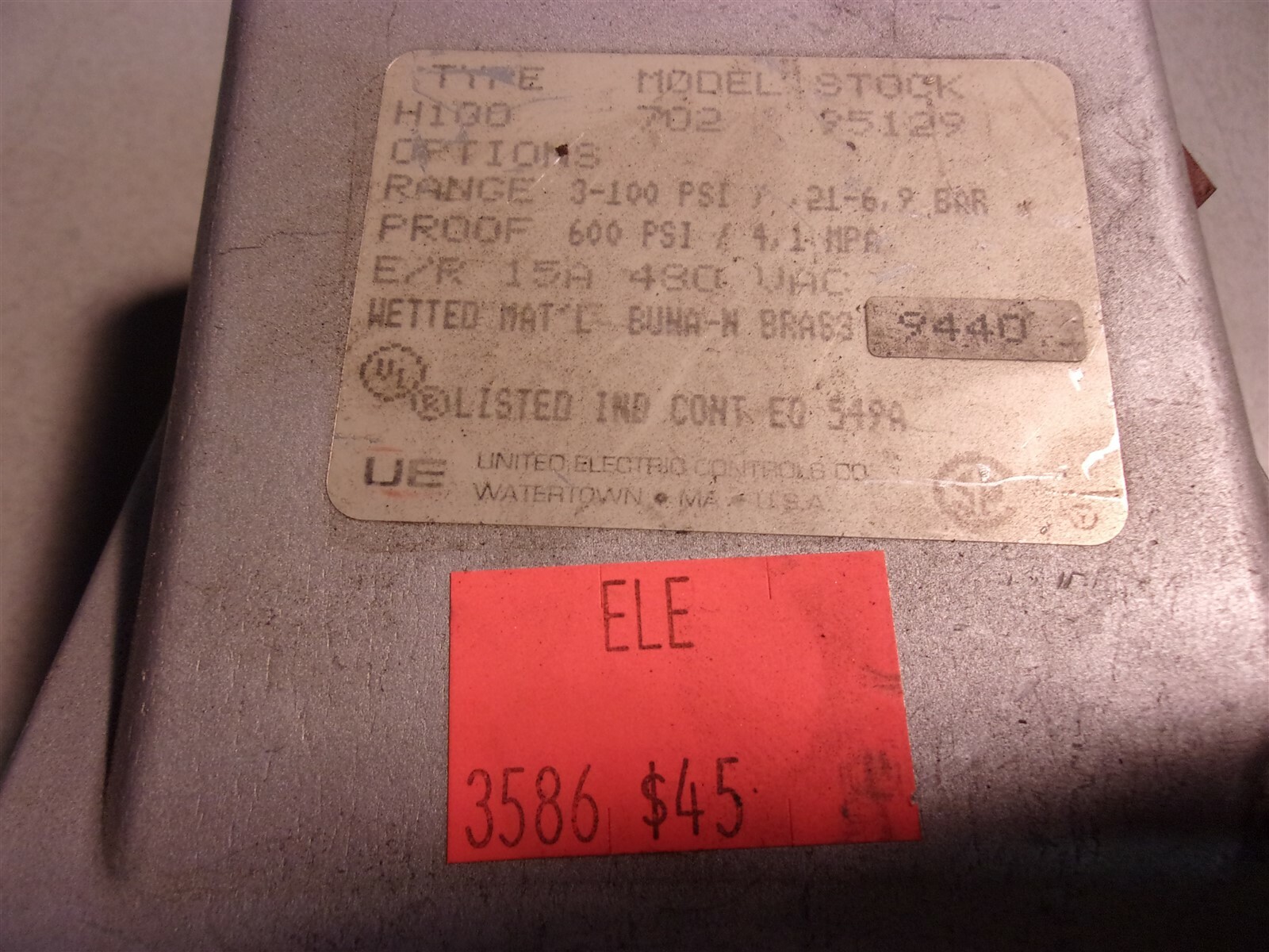 United Electric H100 702 Pressure Switch 600 PSI 480VAC *FREE SHIPPING*