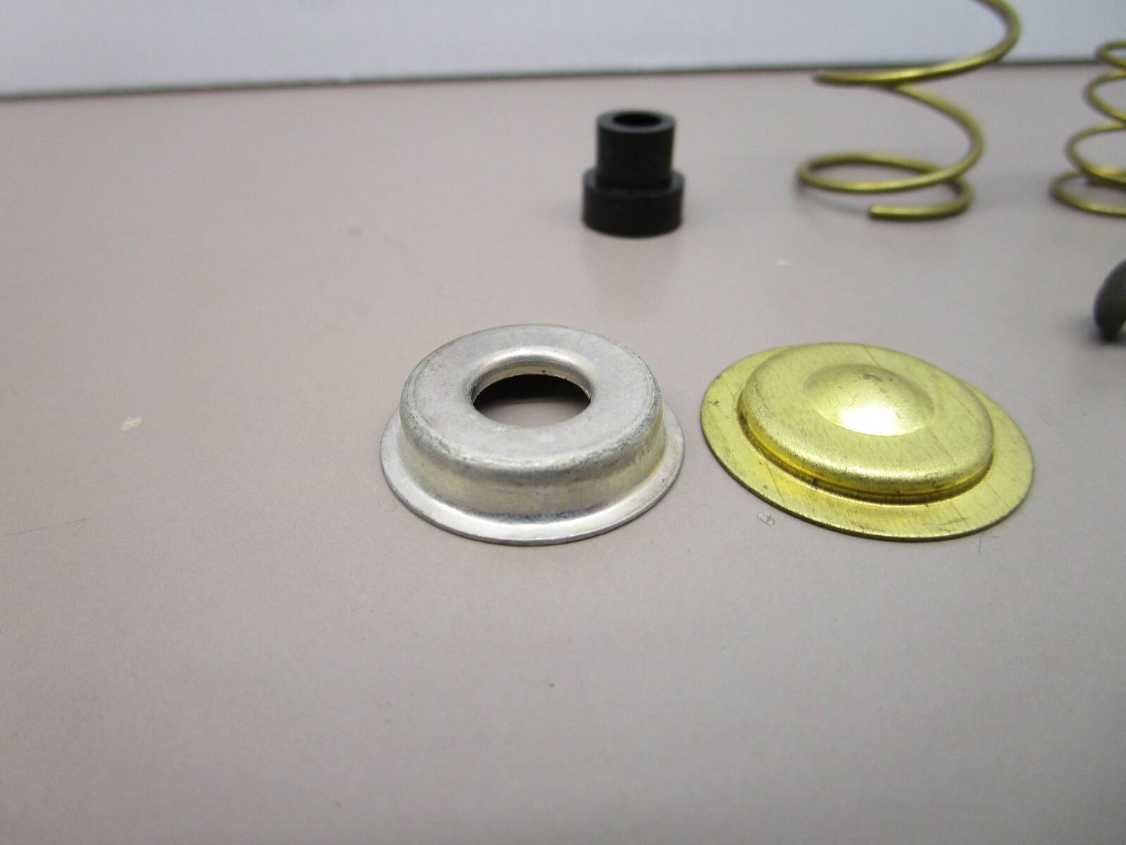TRW Horn Button Small Contact Cup and Parts Ross Steering Column Simon Duplex