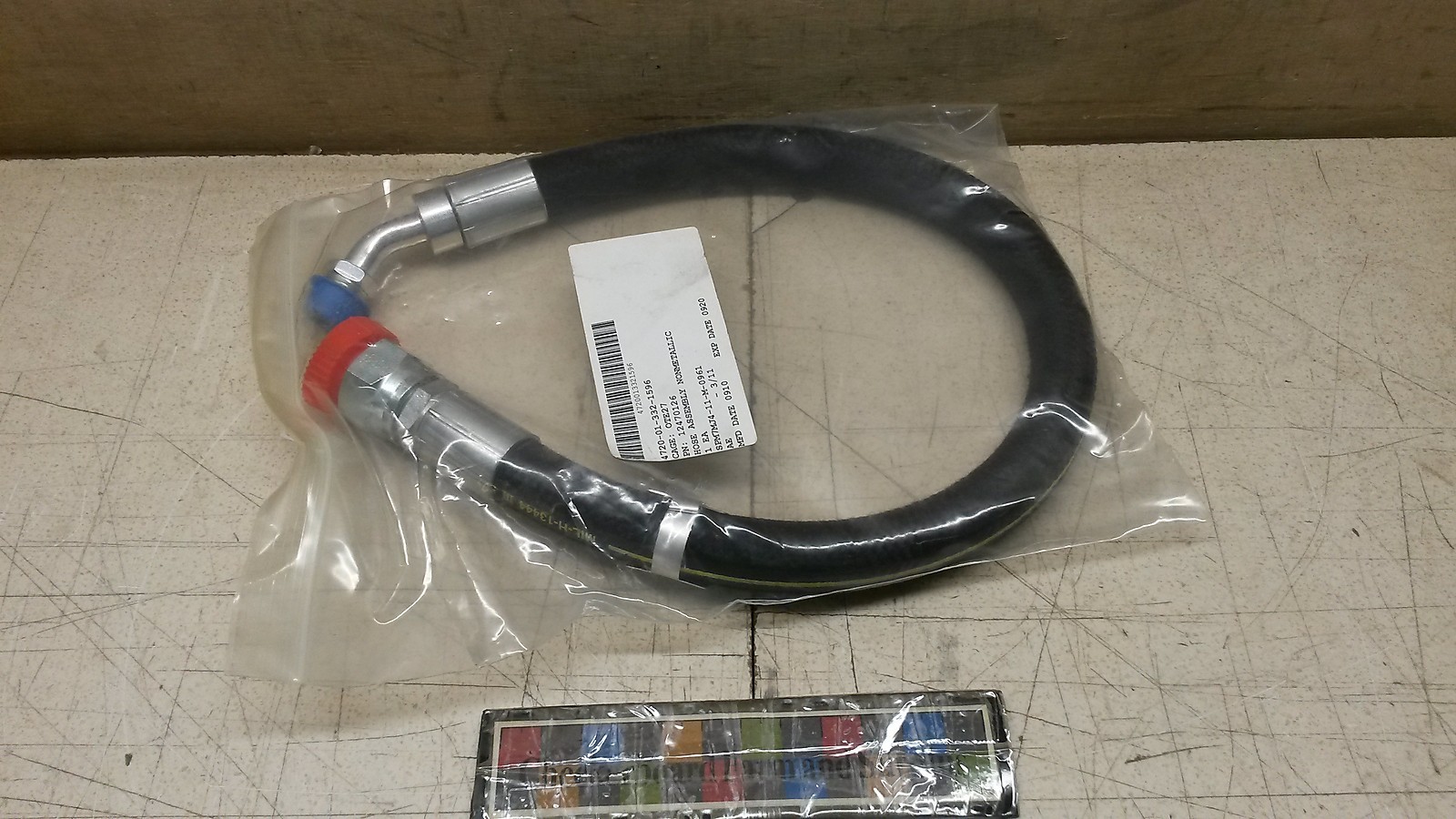 NOS Parker Hannifin Nonmetallic Hose Assembly A6056-5 12470126 20510696 5-T M939