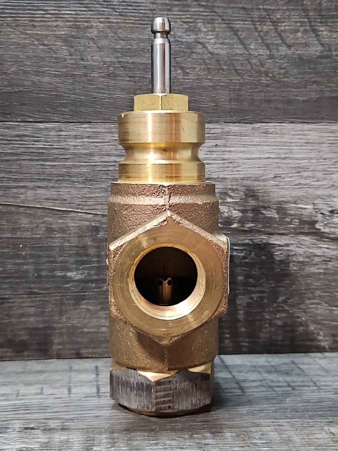 Siemens 599-03203 3-Way 1″ Flowrite Valve Cv 10 Bronze Trim FNIP 01 1922