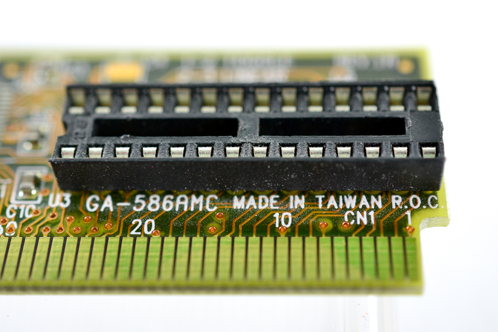 UMC UM-61-32332AF-7 9606S MBX11 GA-586AMC AG8KX8 REV.1A 94V-0 9608 Board