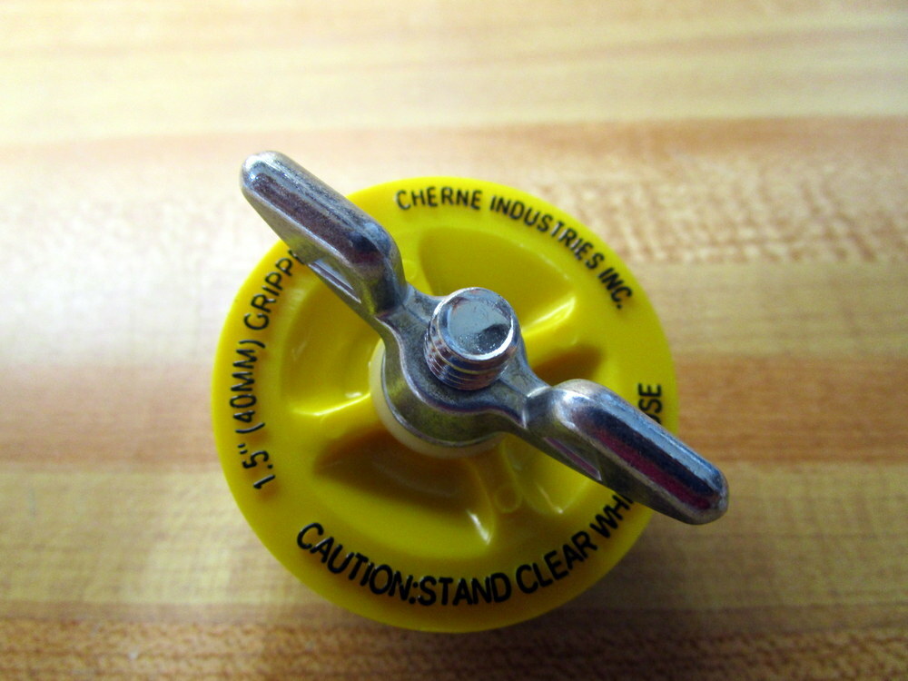 Cherne Industries 1VNF4 Mechanical Pipe Plug 270210
