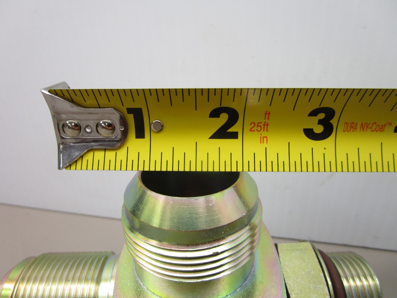 New Flyer 115509 Hydraulic Relief Valve Tee 65PSI 1″ ORB x 1-1/4″ x 1-5/8″ JIC