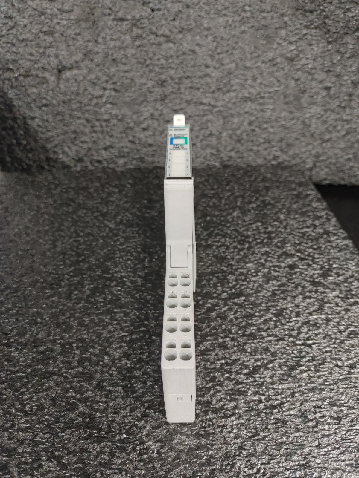 ALLEN BRADLEY 1734-8CFG POINT I/O 8 Point Combination Module with Terminal Base