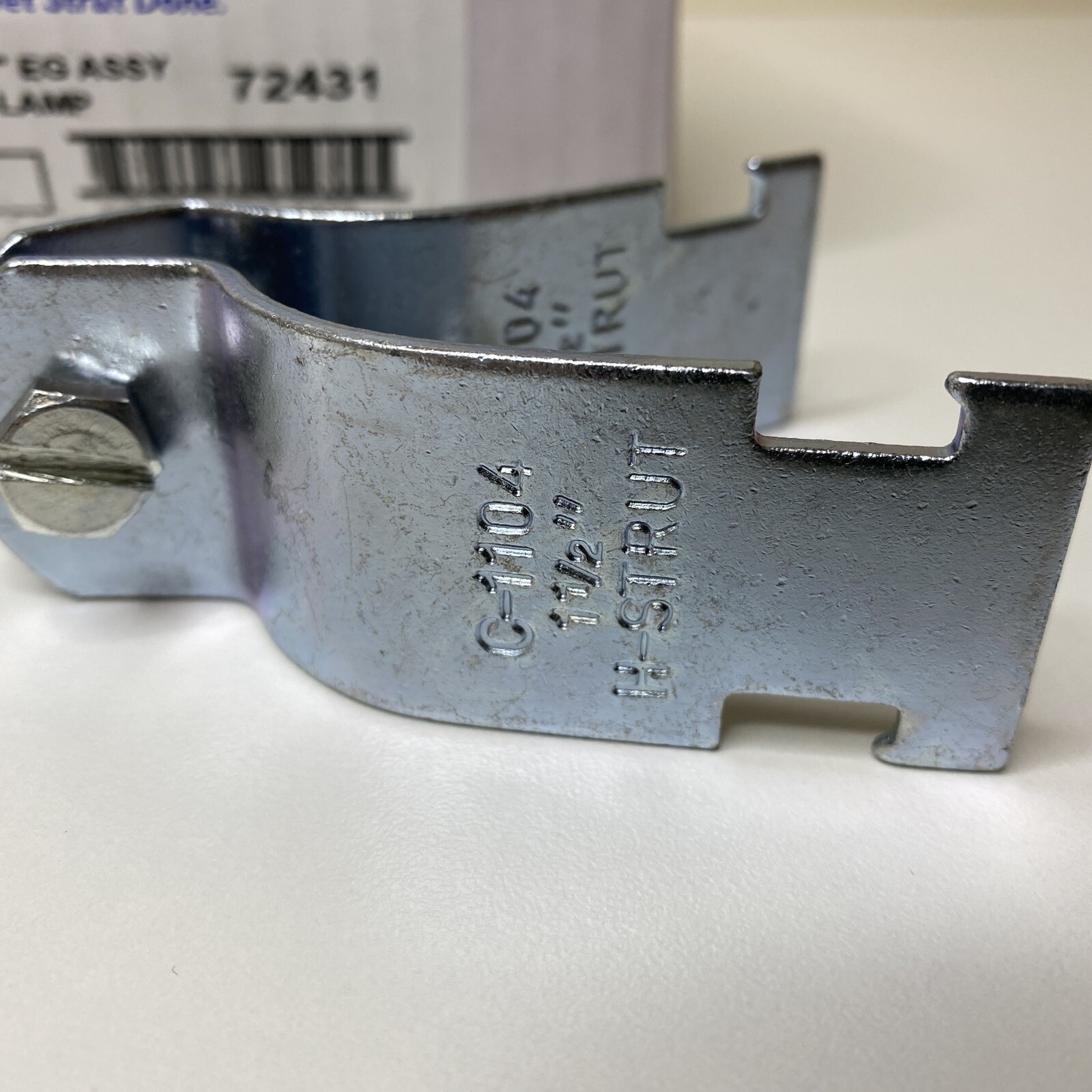 (BOX 50) HAYDON 72431 C-1104 X 1-1/2 inch EG ASSY Universal Clamp H-Strut NEW