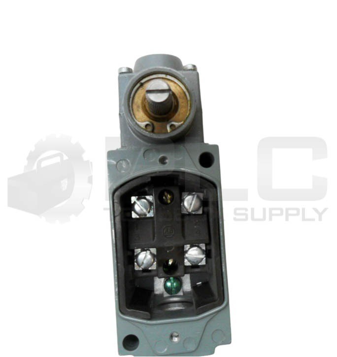 NEW ALLEN BRADLEY Z-26283 OPERATOR HEAD W/ RECEPTACLE