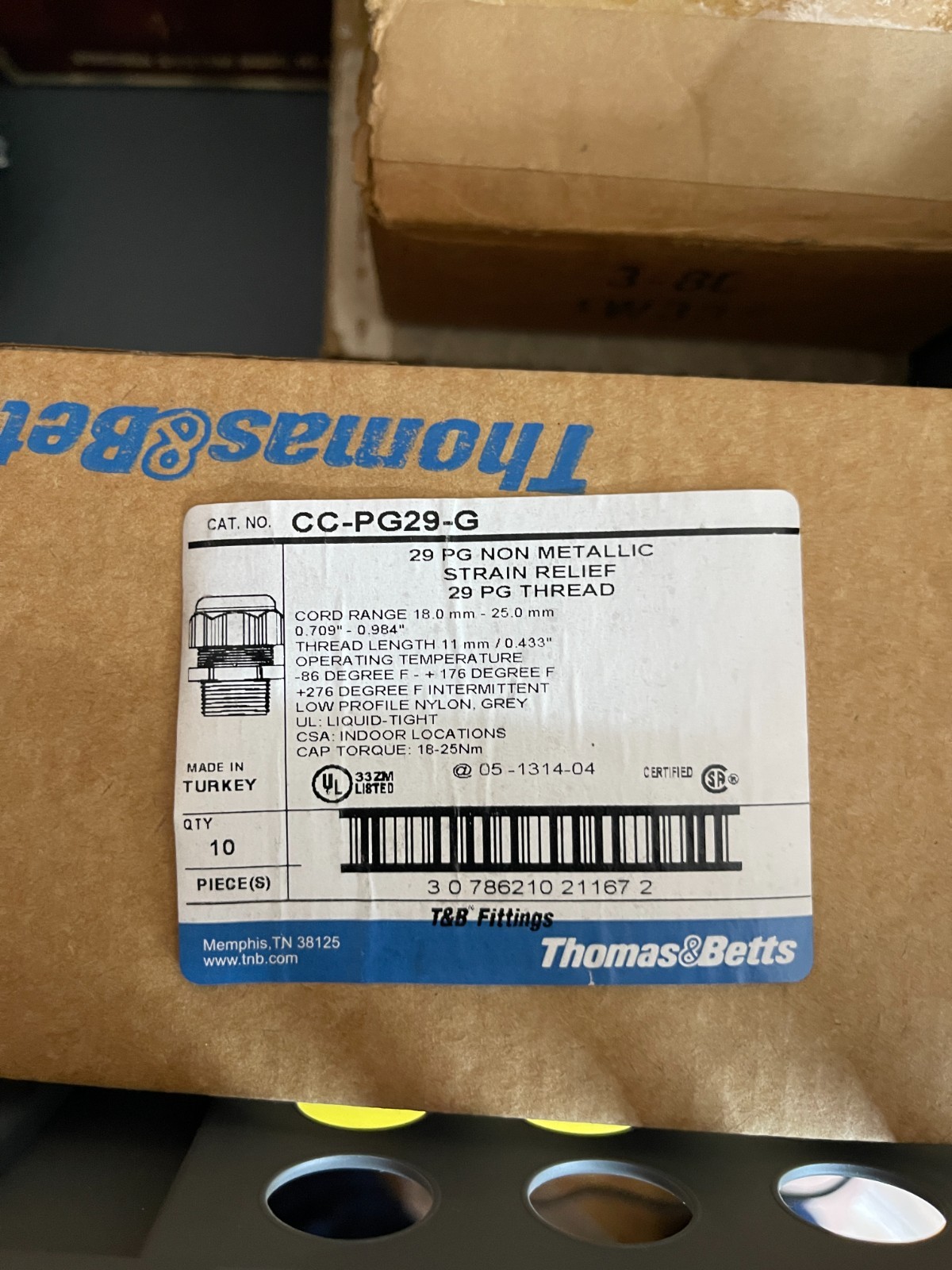 Thomas & Betts CC-PG29-G Cable Gland 29 PG Strain Relief Lot of 10