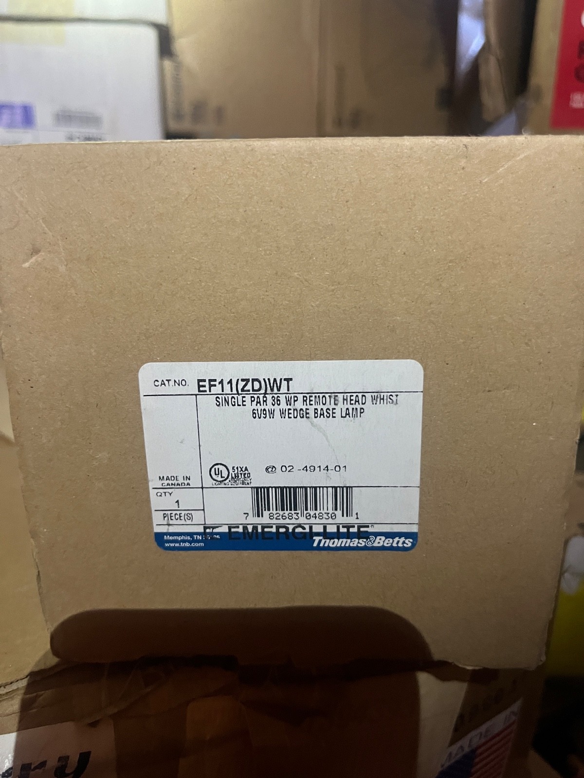 NEW THOMAS & BETTS EF11-ZD-WT LIGHT FIXTURE HALOGEN 6V 9W, EMERGI-LITE, (H195)