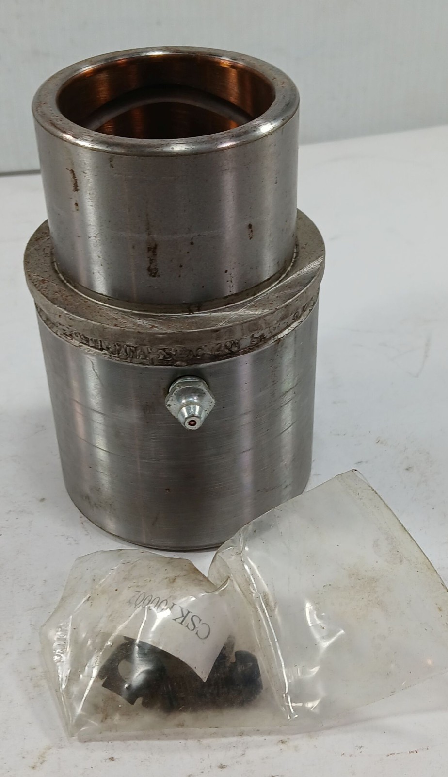 1 NEW LAMINA GLAC-200-S SHOULDER BUSHING NNB ***MAKE OFFER***