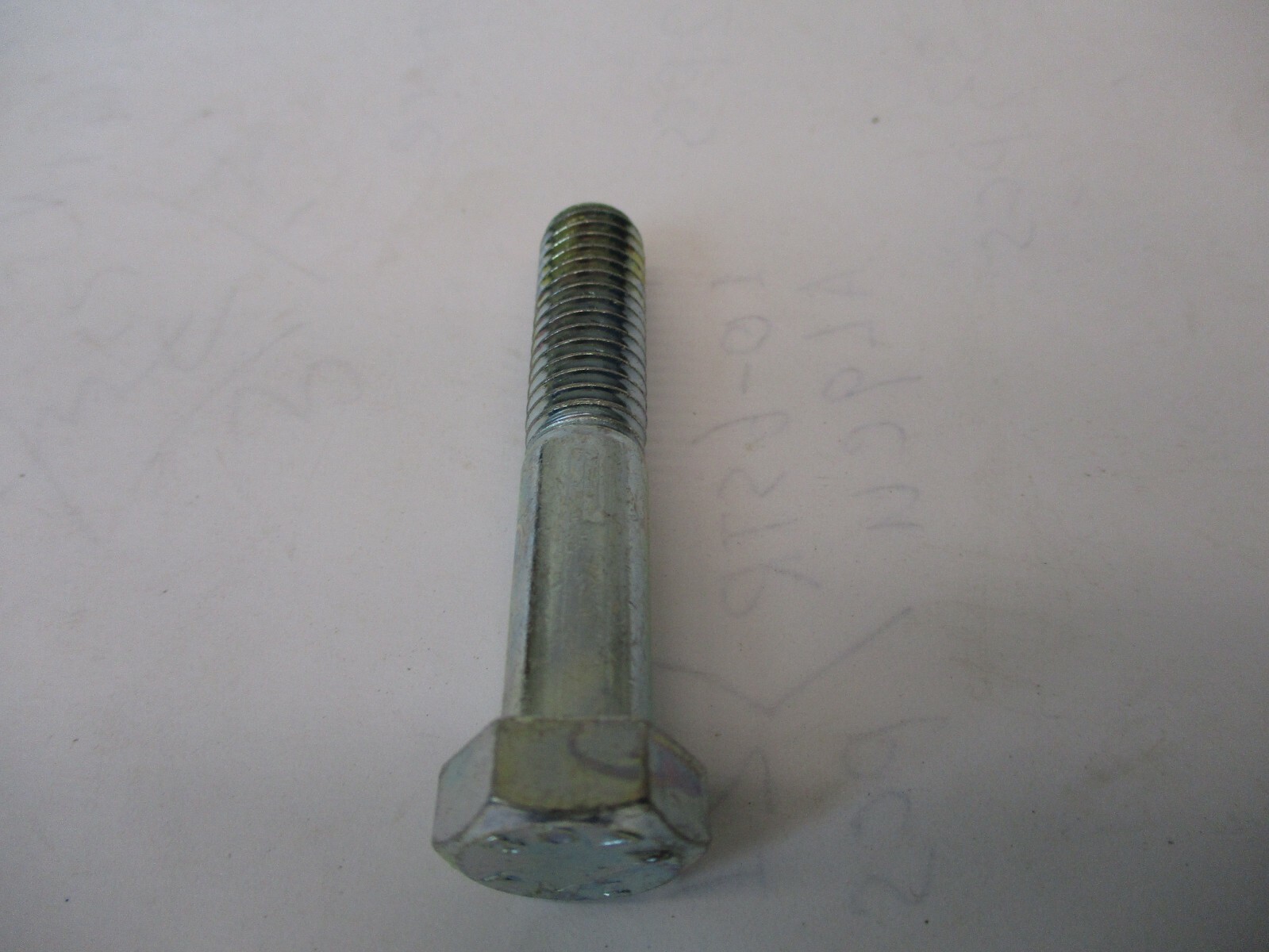 New open-box 3/8 16 x 2″ Bolt EMC HHCS3/8X2 Coarse Thread 100 Pieces A2669DH