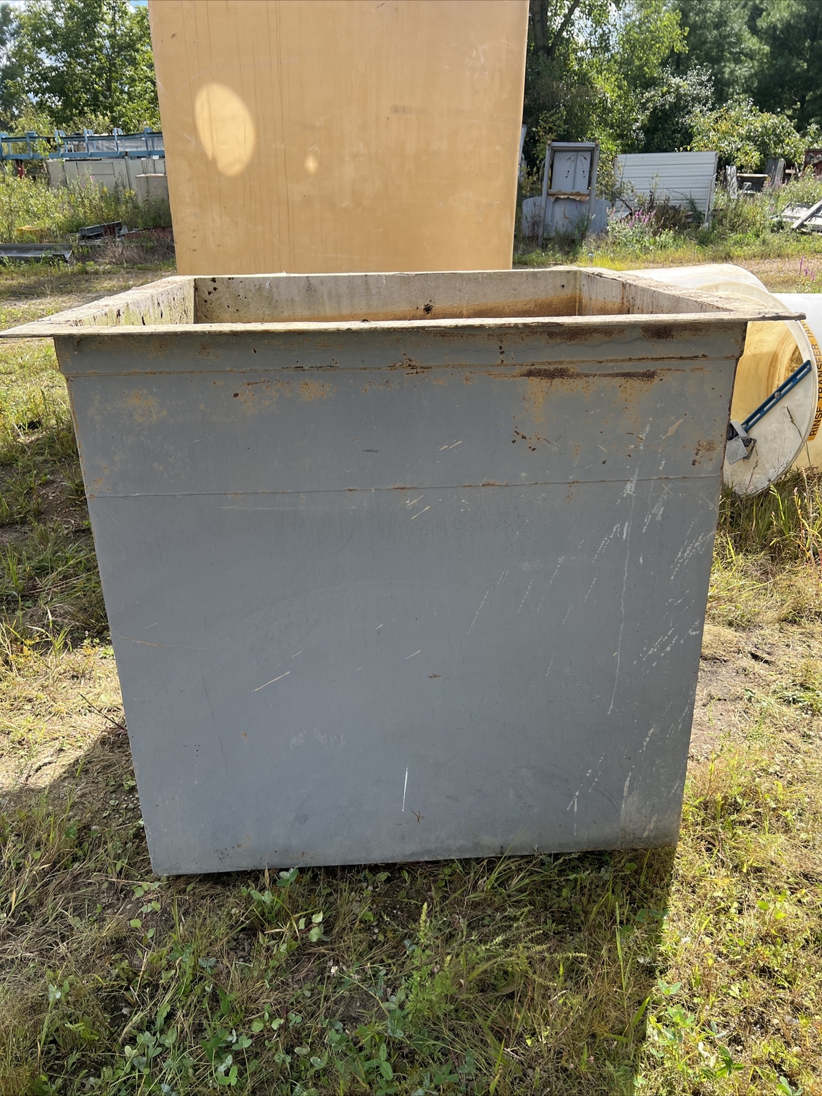 400 Gallon Vertical Steel Storage Tank w/ Fiberglass Lining