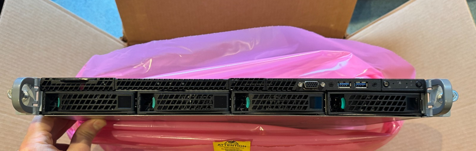 Extreme Networks PV-A-305 88100 ExtremeAnalytics Network Management Device UKVAT