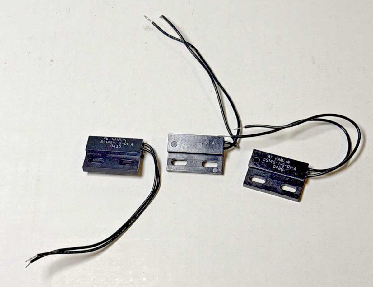 lot 3 HAMLIN 59145-1-S-01-A MAGNETIC PROXIMITY SENSOR REED SWITCH