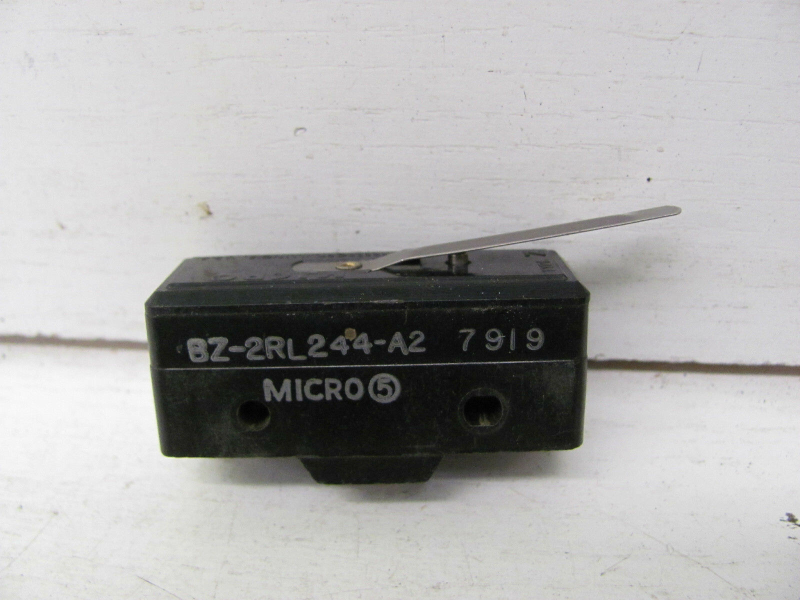 HONEYWELL MICRO LIMIT SWITCH BZ-2RL244-A2 480VAC 5A 125VDC NEW(OTHER)