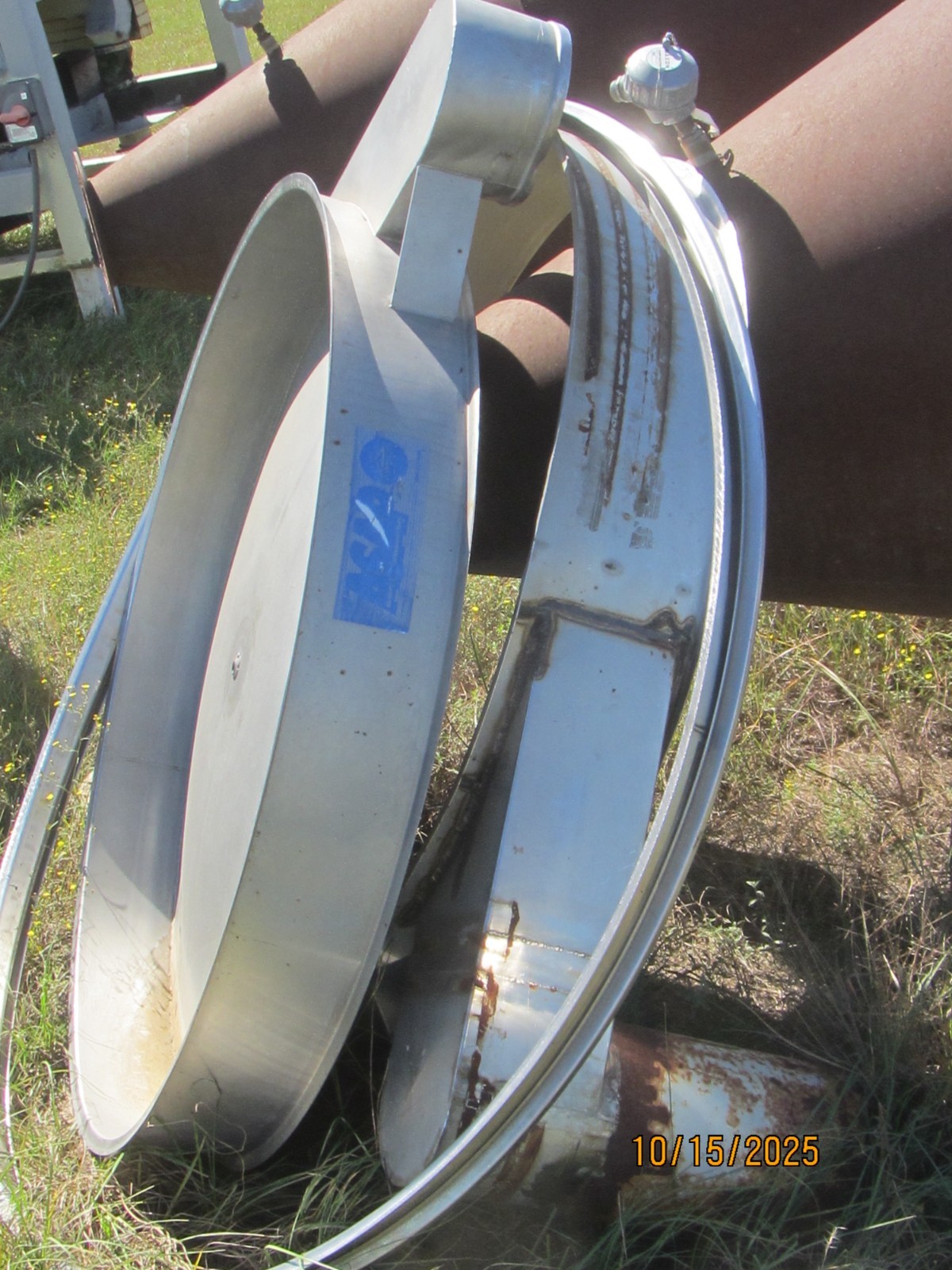 48″ round Sweco Stainless steel discharge frame piece. Used. Little to no wear.
