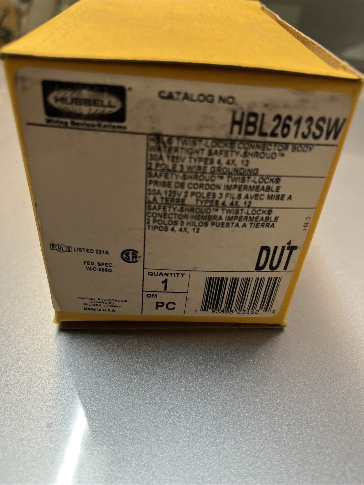 Hubbell Twist-Lock Watertight Connector 30A, 125V, 2 Pole, 3 Wire HBL2613SW New