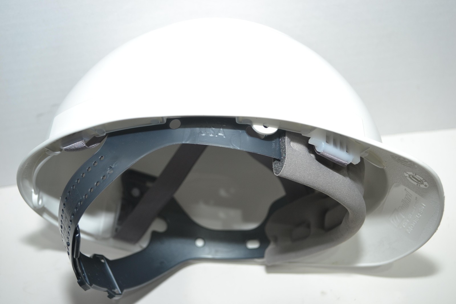 Bullard Safety Hard Hat Cap Helmet Suspension ANSI Type 1 Class E G White