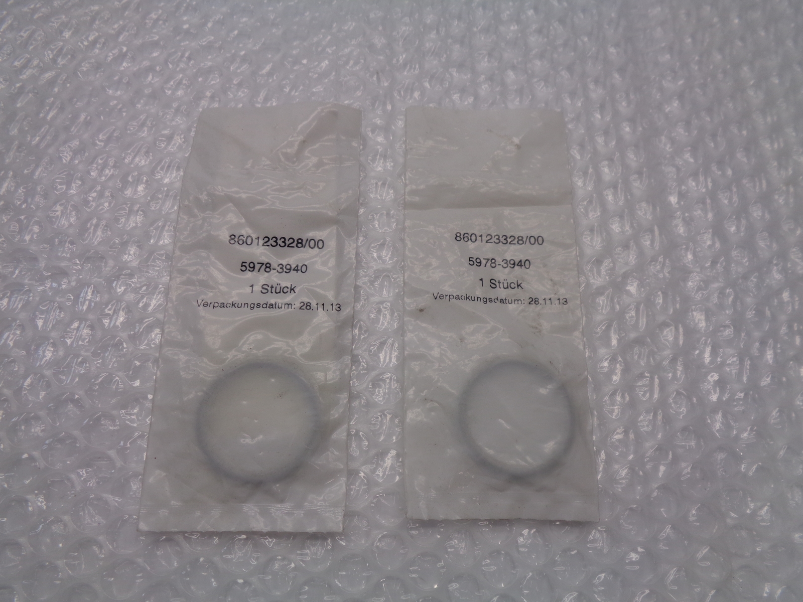 INDUSTRIAL SPARE 860123328/00 5978-3940 O-RING LOT OF 2 NSNP