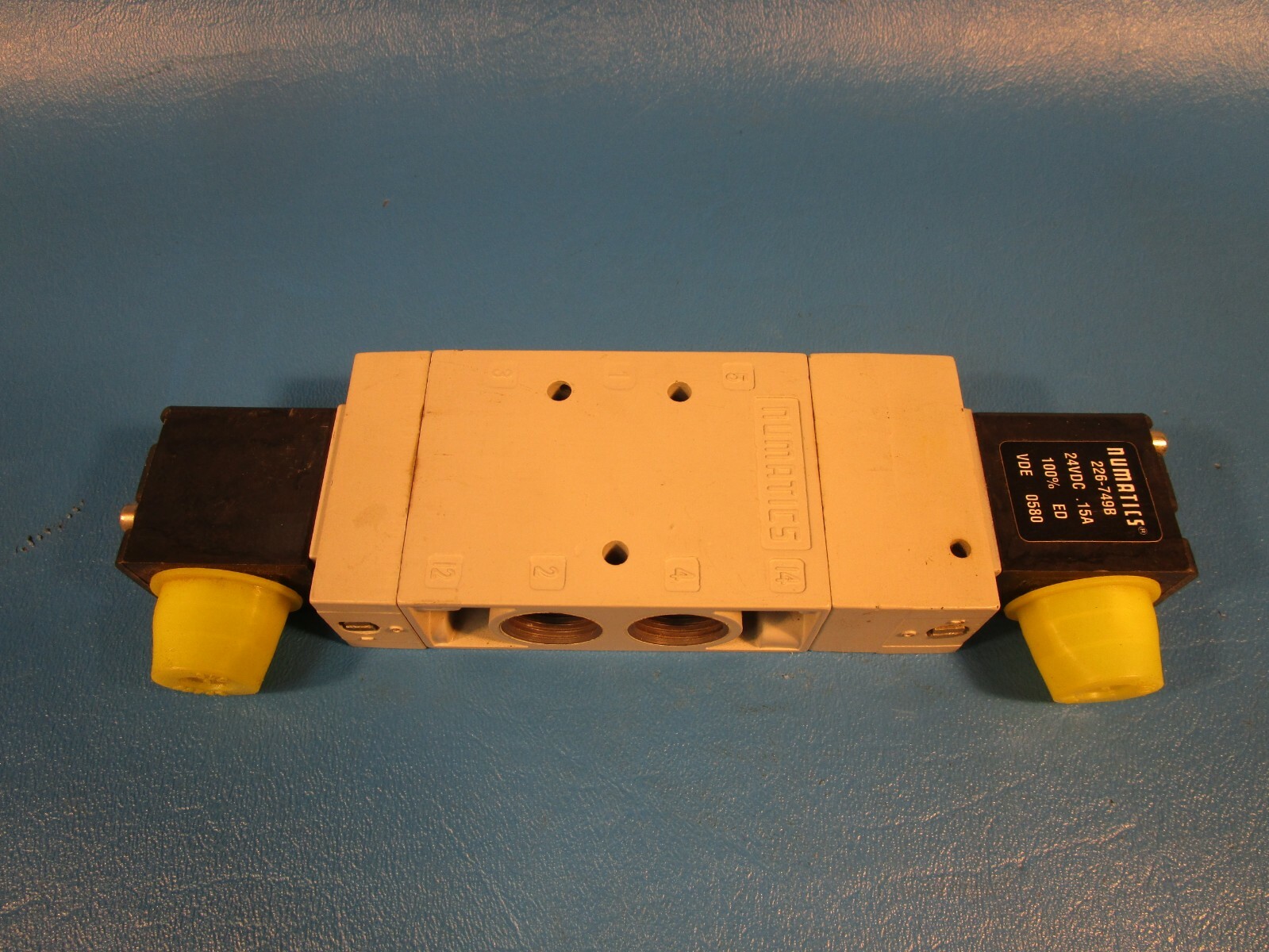 Numatics L23 BB452BG21K61, Solenoid Air Control Valve w/ Two 226-749B Solenoid