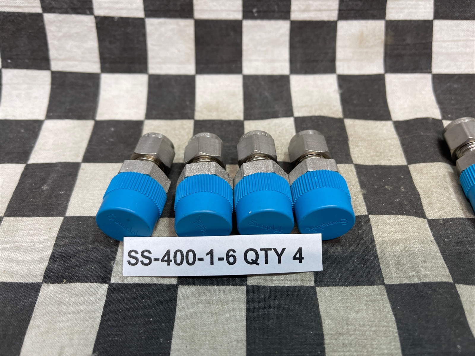 SWAGELOK MALE CONNECTOR, SS-400-1-4, SS-400-1-6, SS-400-1-2, LOT OF 15 #1229V2