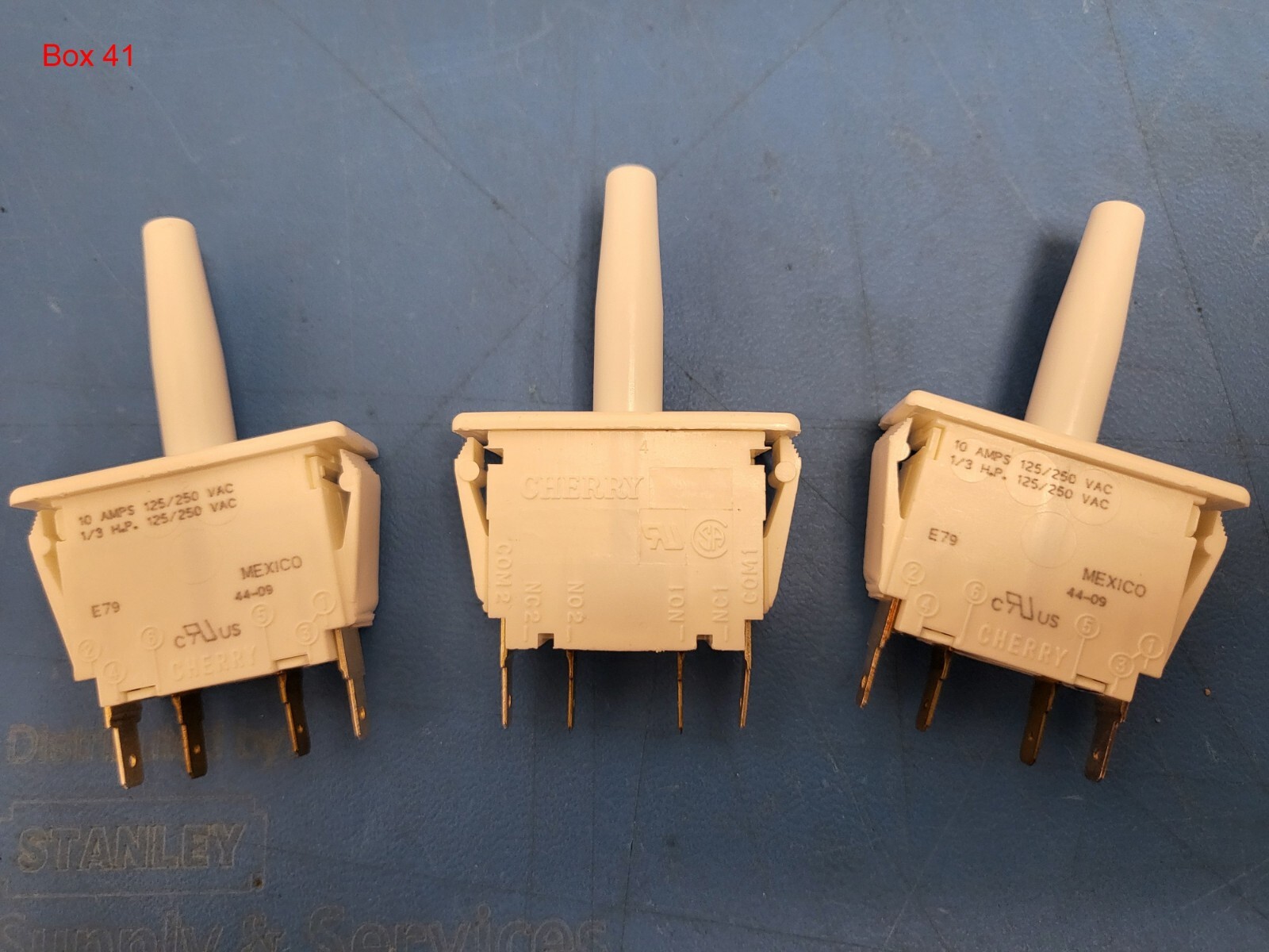 3 PCS – Cherry White 10A 250VAC E79 Push Button Switch 0E7943B0