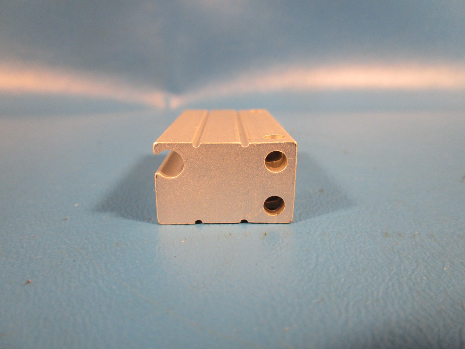 SMC CDUJB8-20DM, Mini Free Mount Cylinder, 8mm Bore, 20mm Stroke, Auto Switch