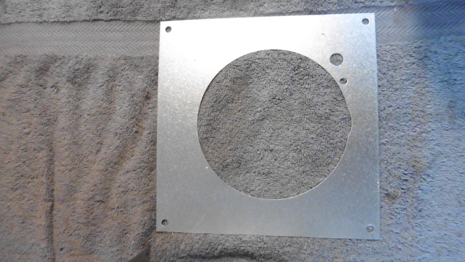 Field Controls SWG-4HD Sidewall Power Venter 115VAC 60Hz 136W Aluminum Steel NOB