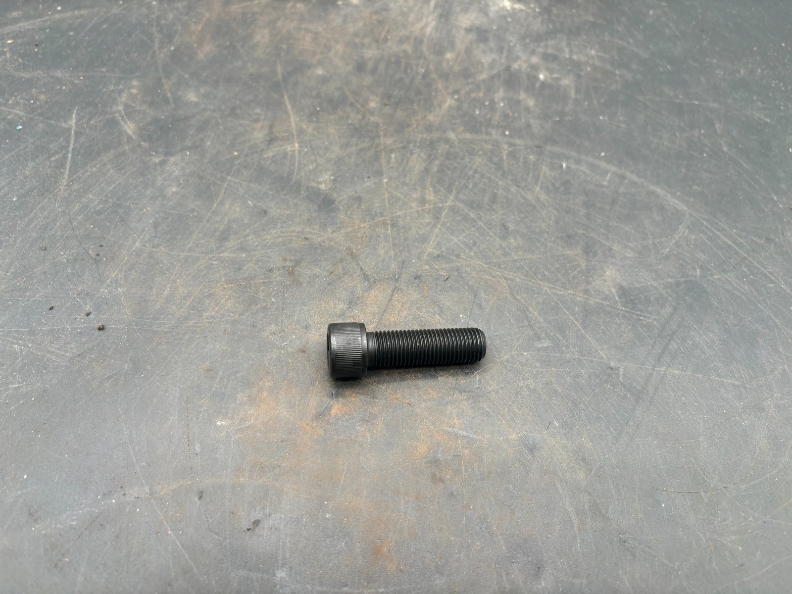 1 lot of 16 Fasteners & Industrial Supply 7/16″-20 x 1-1/2 Head Cap Screws