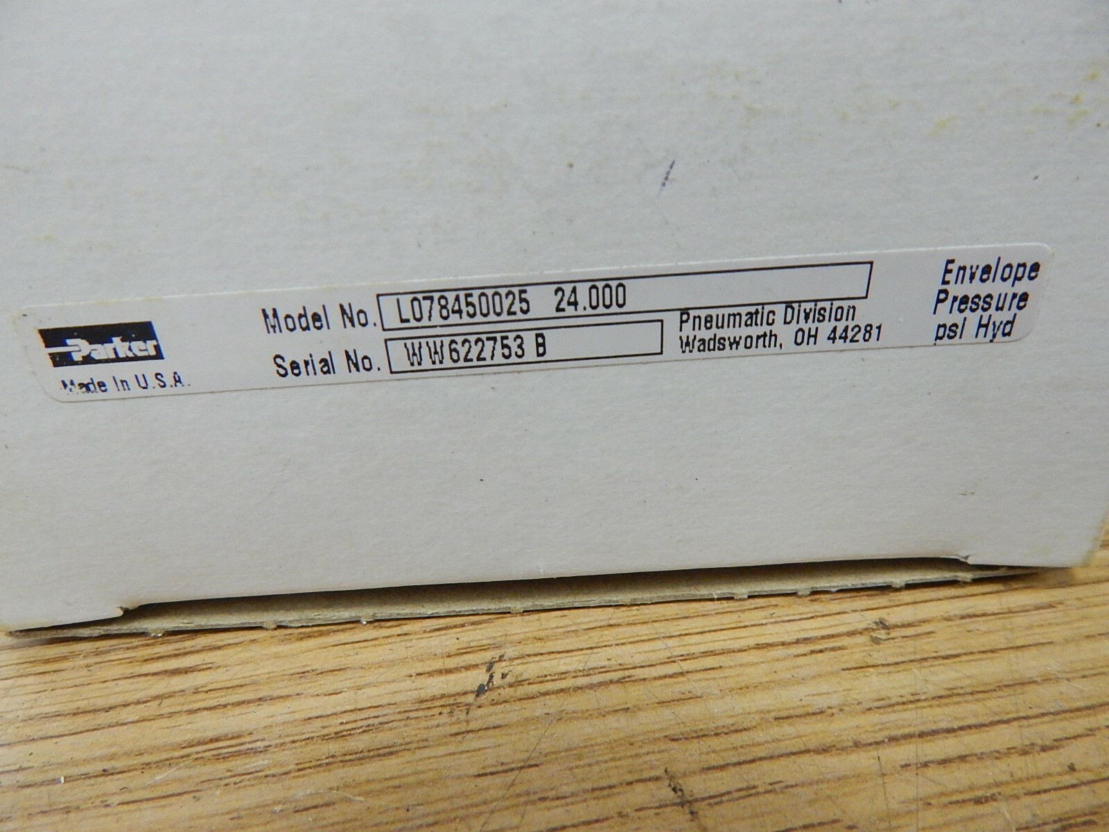 NEW Parker L078450025 24.00 WW622753 B Cylinder Maintence Kit *FREE SHIPPING*