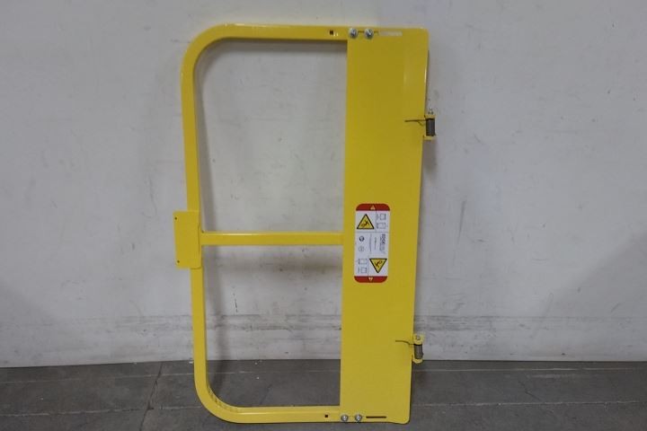 PS Industries LSGF-21-PCY 19-3/4 to 23-1/2 In Width Single-Door Safety Gate