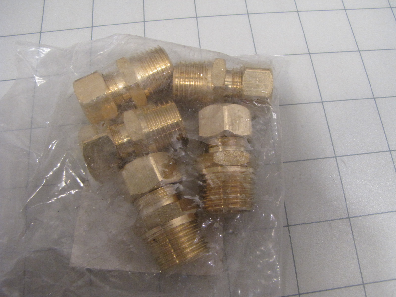 5pk Eastman 65475LF Compression X Male Union, 1/2″ MIP x 1/2″ Comp NEW
