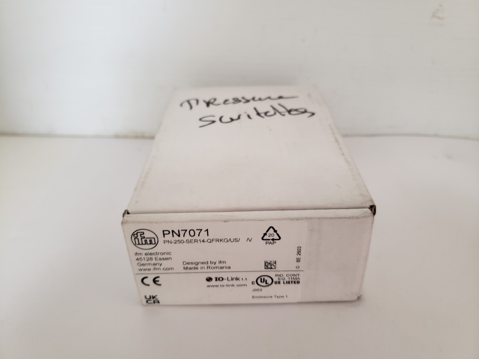 IFM ELECTRONIC PN-250-SER14-QFRKG/US 1V-PN7071 PRESSURE SENSOR W/DISPLAY NIB