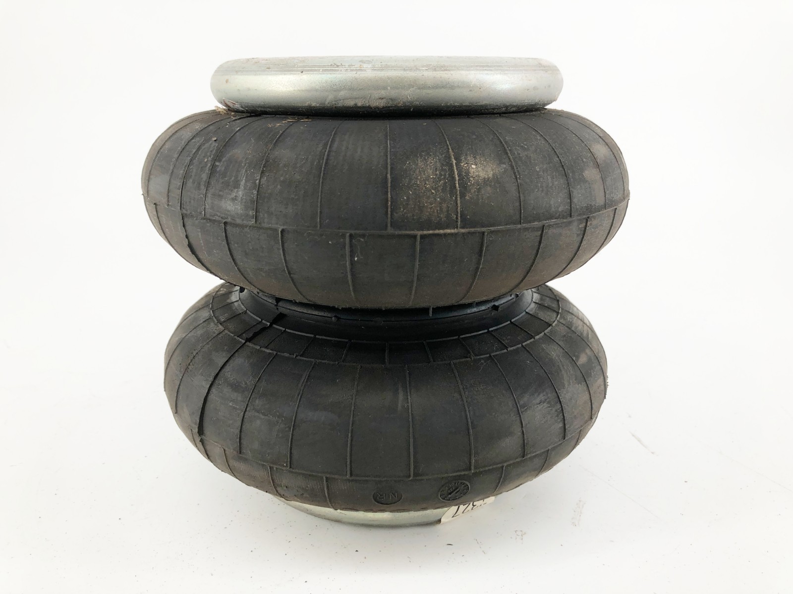 New Firestone W01-358-7327 Air Spring Double Conv. 3/4″ NPT Style 26 – No Box