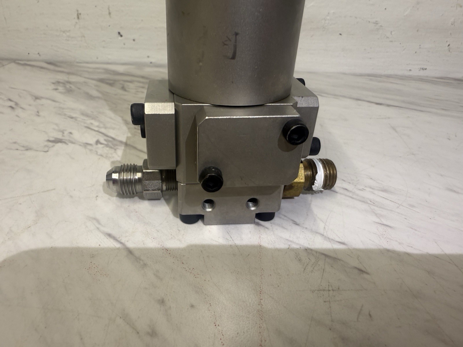 MAX MACHINERY FLOW METER TRANSMITTER 295-200-000 Lightly Used