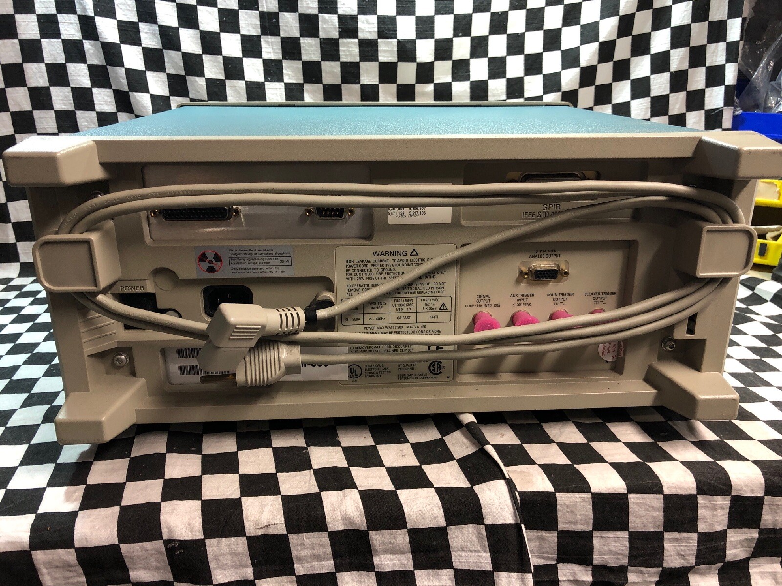 TEKTRONIX TDS644B Digital REAL-TIME Oscilloscope 500 MHz, 2.5 GS/s, COLOR 4 CHAN