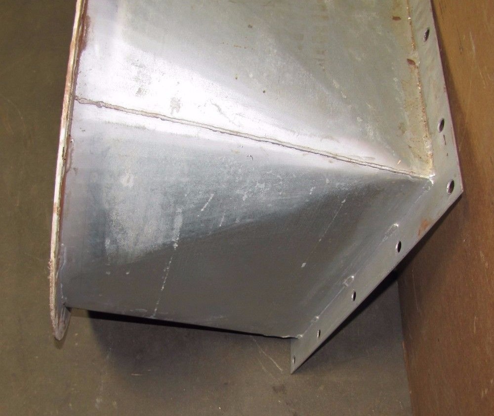 NO NAME DUCT TRANSITION 27 5/8″ ID 32″ OD FLANGE TO 22″ X 20″ RECTANGLE