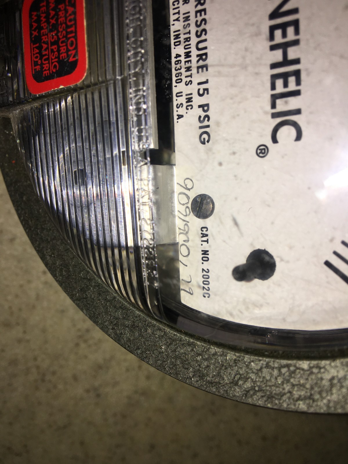 DWYER INSTRUMENTS MAGNEHELIC 2002C DIFFERENTIAL PRESSURE GAUGE