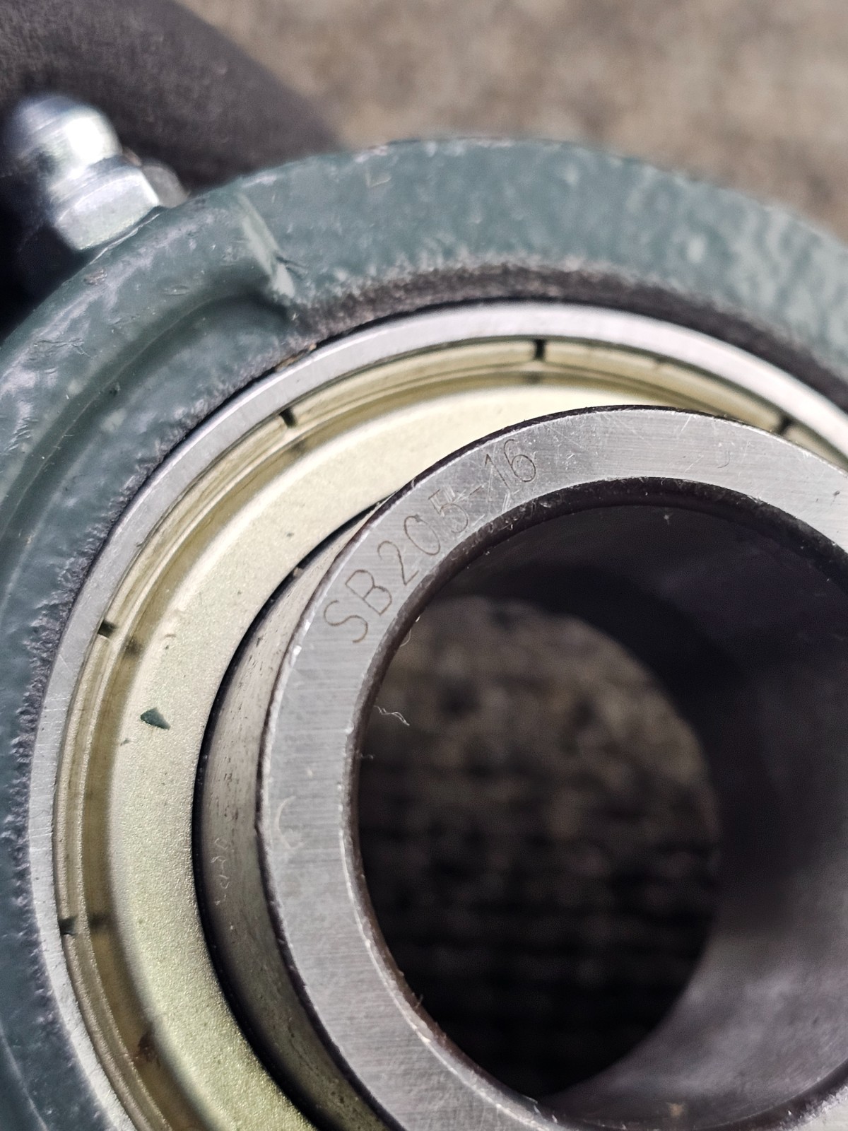 SB205-16 FL205: Flange Mount Bearing, 2 Bolt Flange, Screw Locking