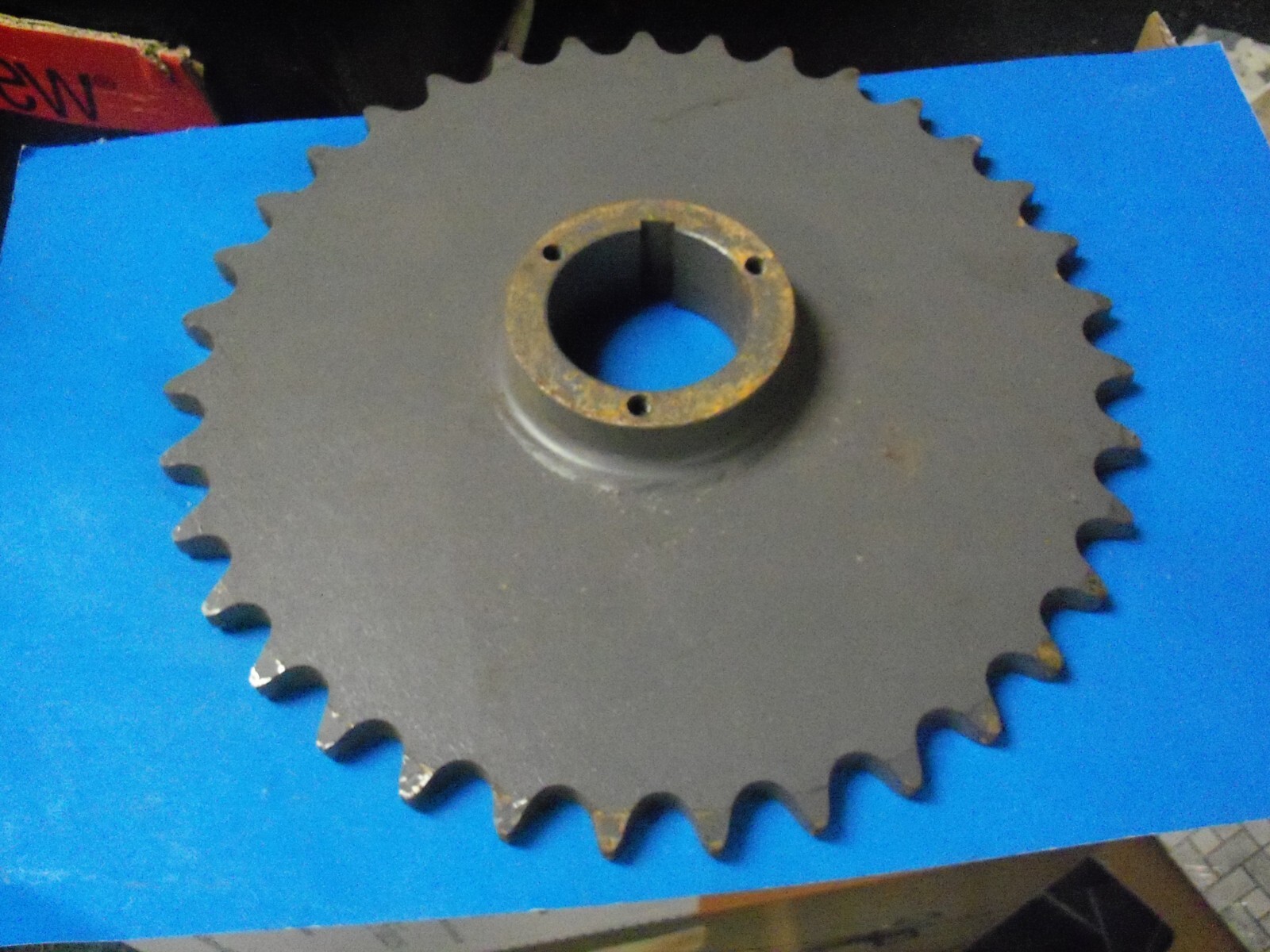 MARTIN Bushing Bore Roller Chain Sprocket Split Taper, 100 / 1-1/4 in, 35 Teeth,