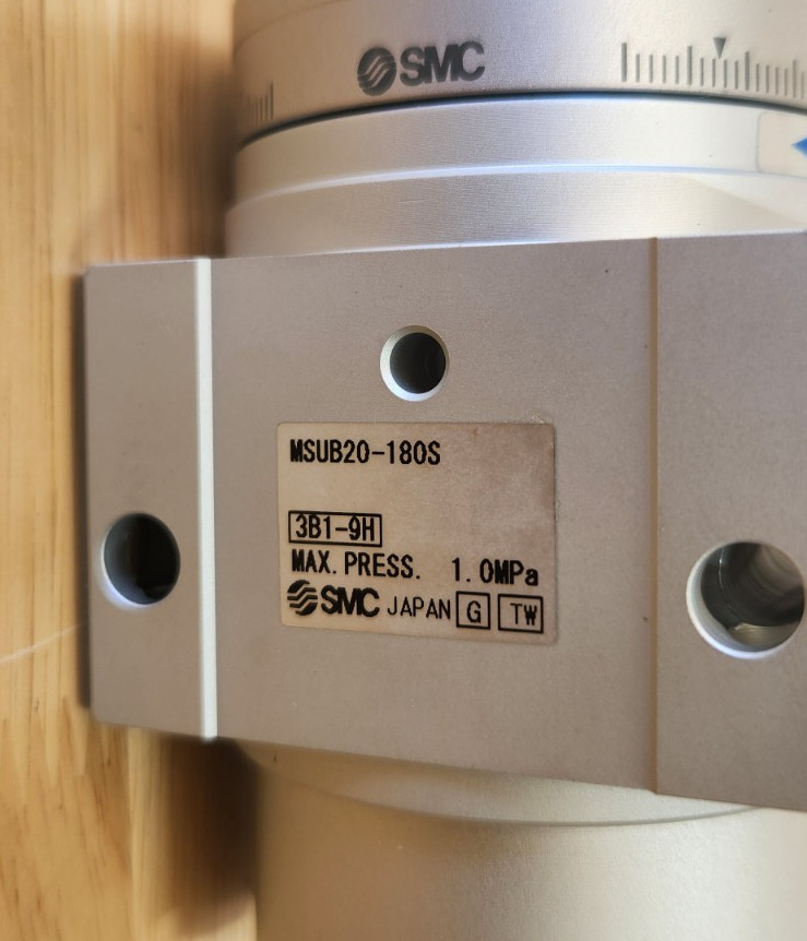 NEW SMC MSUB20-180S Rotary Cylinder MSUB0D01 USA Stock