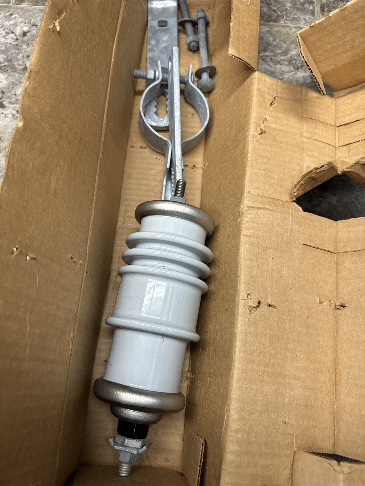 Mcgraw Edison Lightning 5Ka Varistar Mov Arrester 3.8MCOV AZS 3/4.5KV