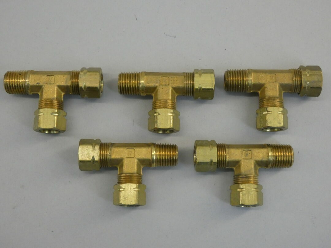 *Lot of 5* Parker Brass Fittings 1/4″ Tube Branch Tee – NEW Surplus!