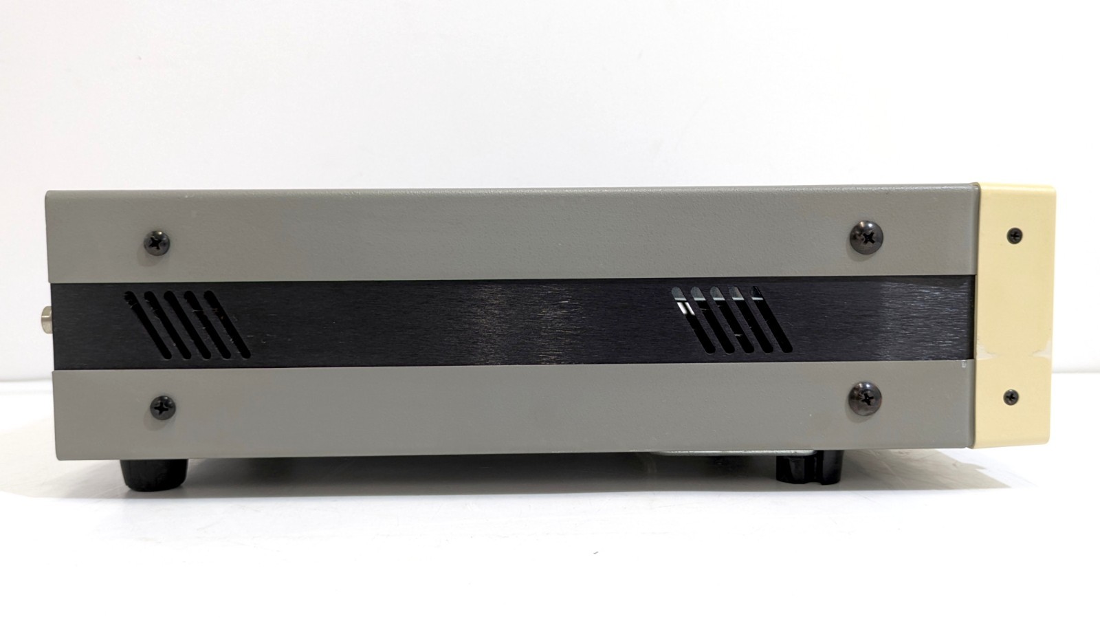 SR560 [Calibrated] Low Noise Voltage Preamplifier SRS S/N:96332