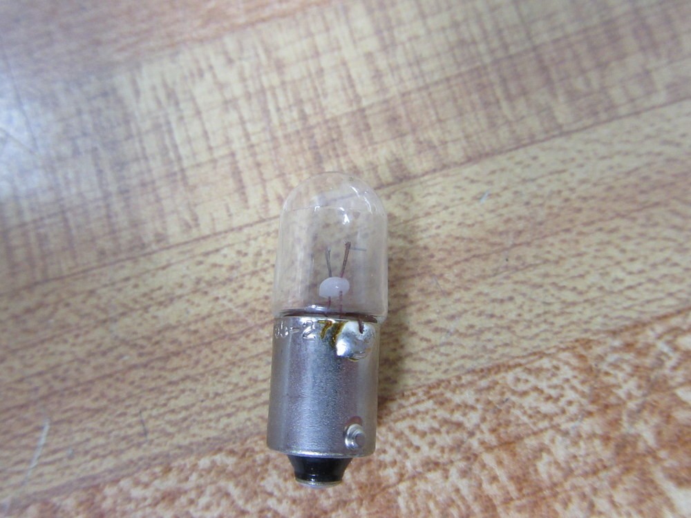 Chicago Miniature CML757-27 Miniature Lamp CML75727 (Pack of 30)
