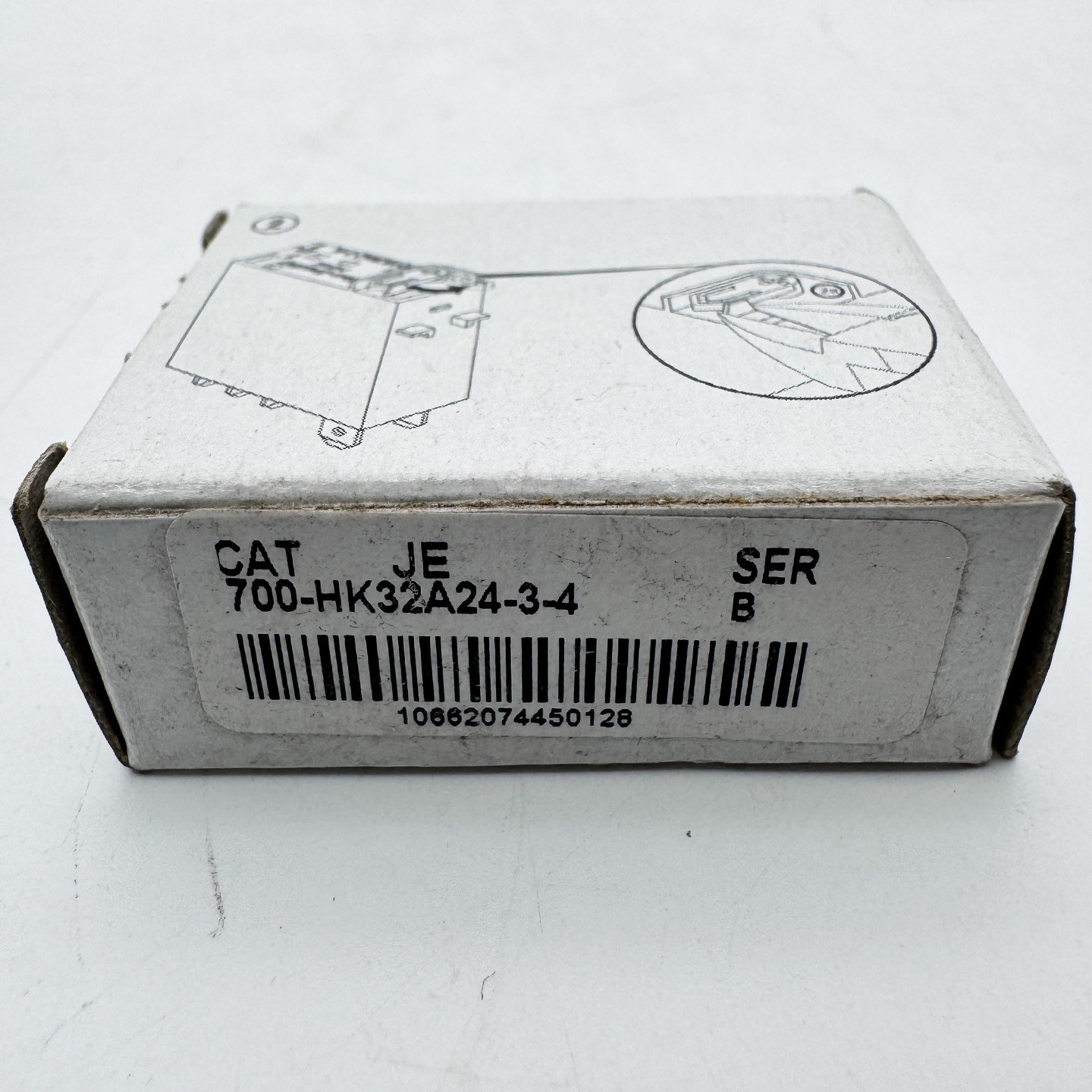700-HK32A24-3-4 24V 50/60Hz GP Slim Line Relay New Original 700HK32A2434