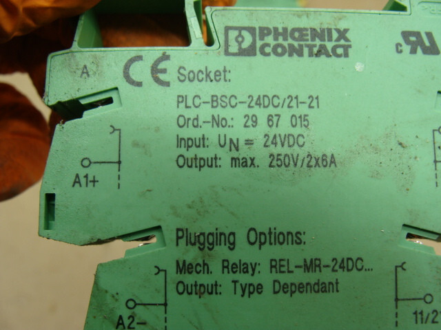 LOT OF 5 PHOENIX CONTACT SOLID STATE RELAYS 2961192 8A/250V 10A/250V W/SOCKET