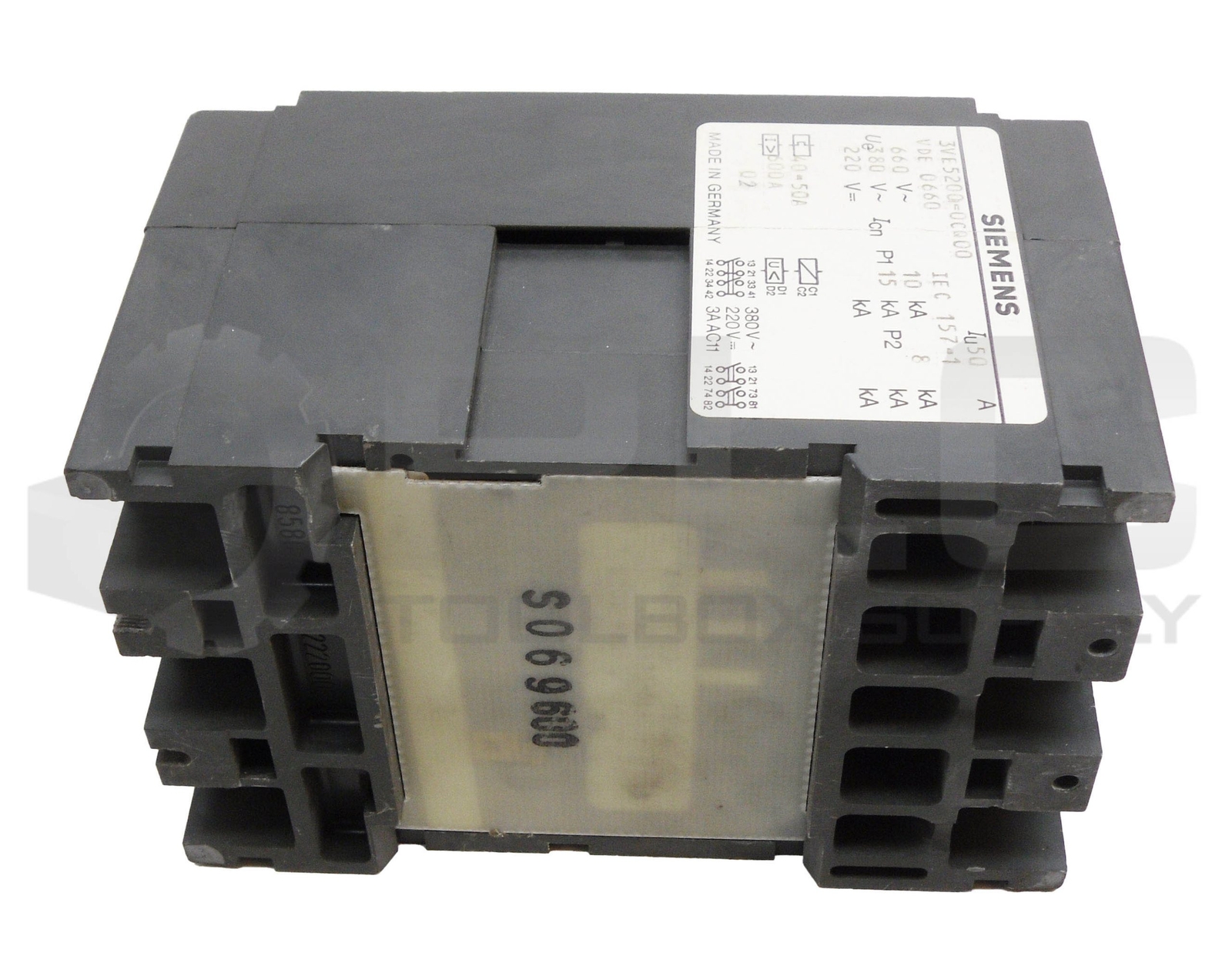 NEW SIEMENS 3VE5200-0CQ00 CIRCUIT BREAKER 50A 660V